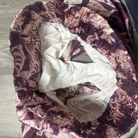 Free People Movement The Way Home Purple Floral Printed Shorts NEW - Picture 5 of 8